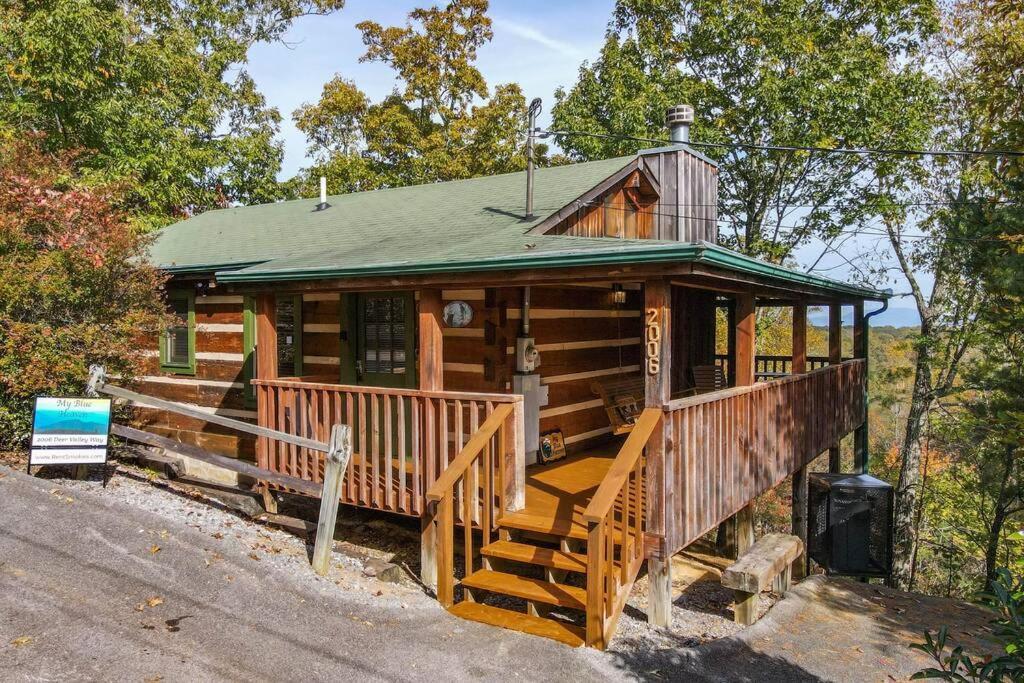 View! Cozy, Private, Fireplace, Hot Tub Log Cabin, Honeymoon! Sevierville Exteriör bild