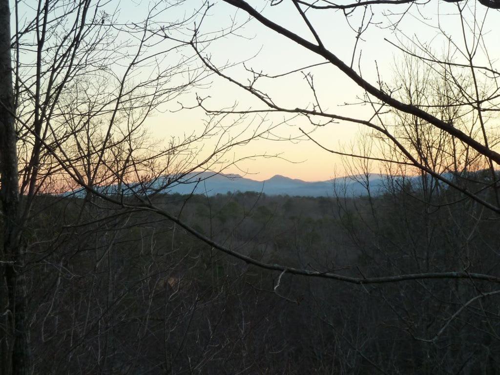 View! Cozy, Private, Fireplace, Hot Tub Log Cabin, Honeymoon! Sevierville Exteriör bild